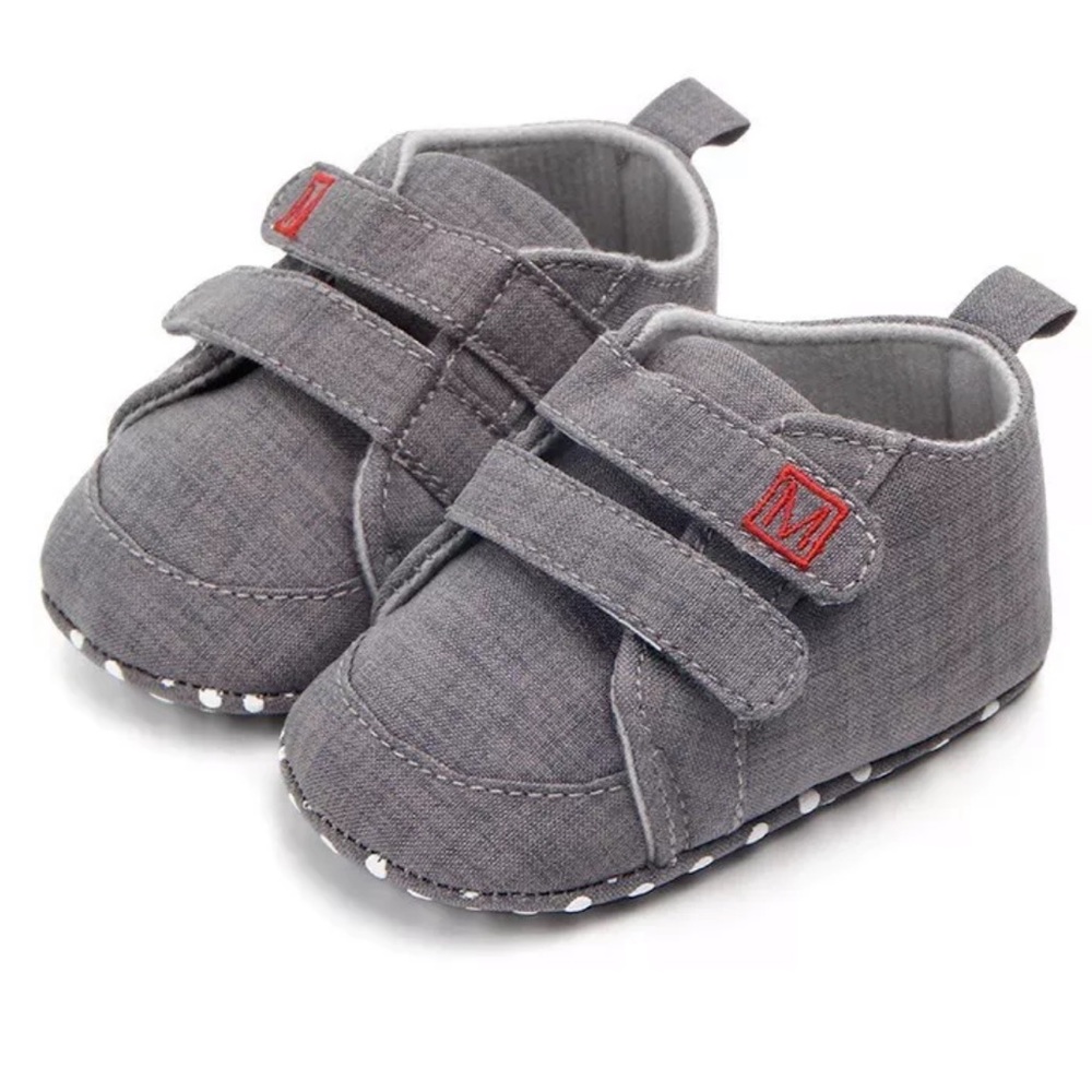 New Unisex Baby Crib Shoes Gray 6-12 months